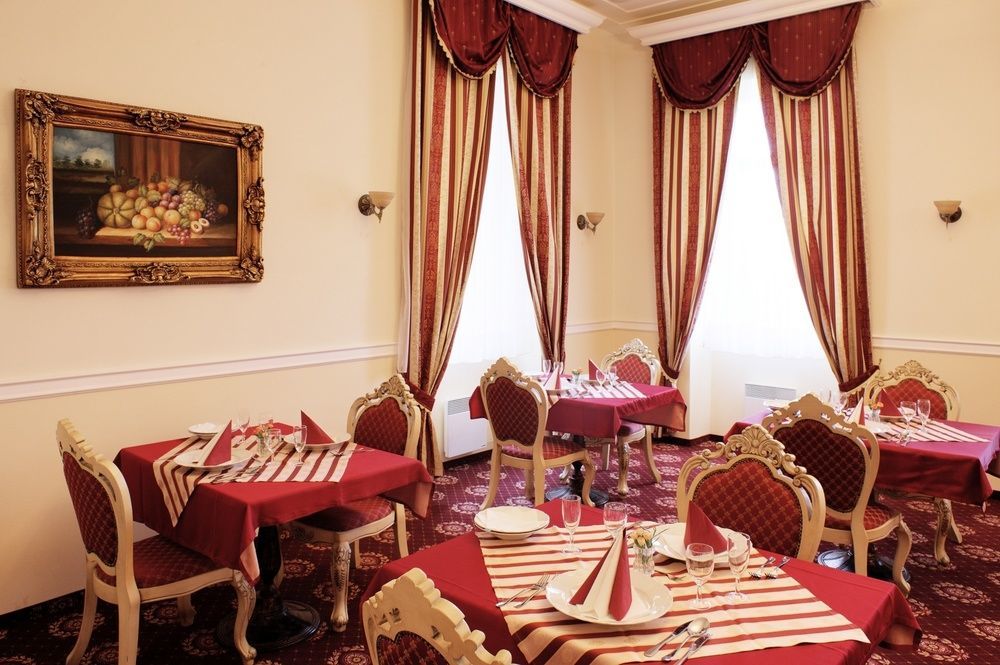 Zamek Kamenny Dvur Hotel Mostov Exterior foto
